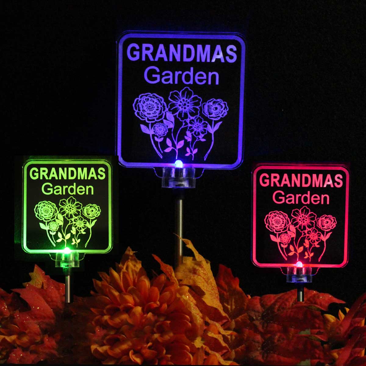 Personalized Solar Light with Flowers, Grave marker, Garden light, memorial light