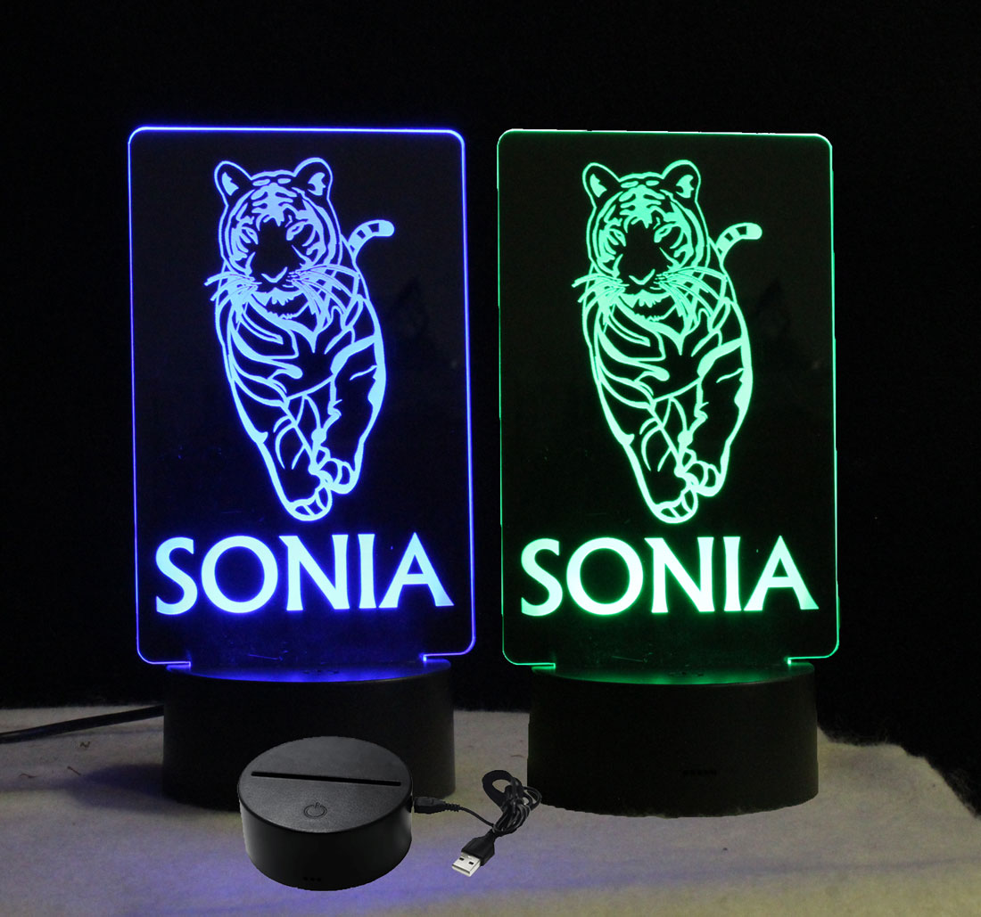 Tiger Personalized Night Light, USB/Battery/110 Table top